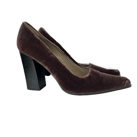 Prada Women's Brown Velvet 4" Heel Pumps Size 37 1/2 Vero Cucio Made in Italy - Picture 1 of 9